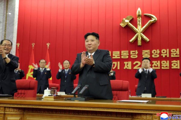金正恩点名批评日本军国主义：日本谋求“军事大国化”，引起国际社会的强烈反抗和严重忧虑